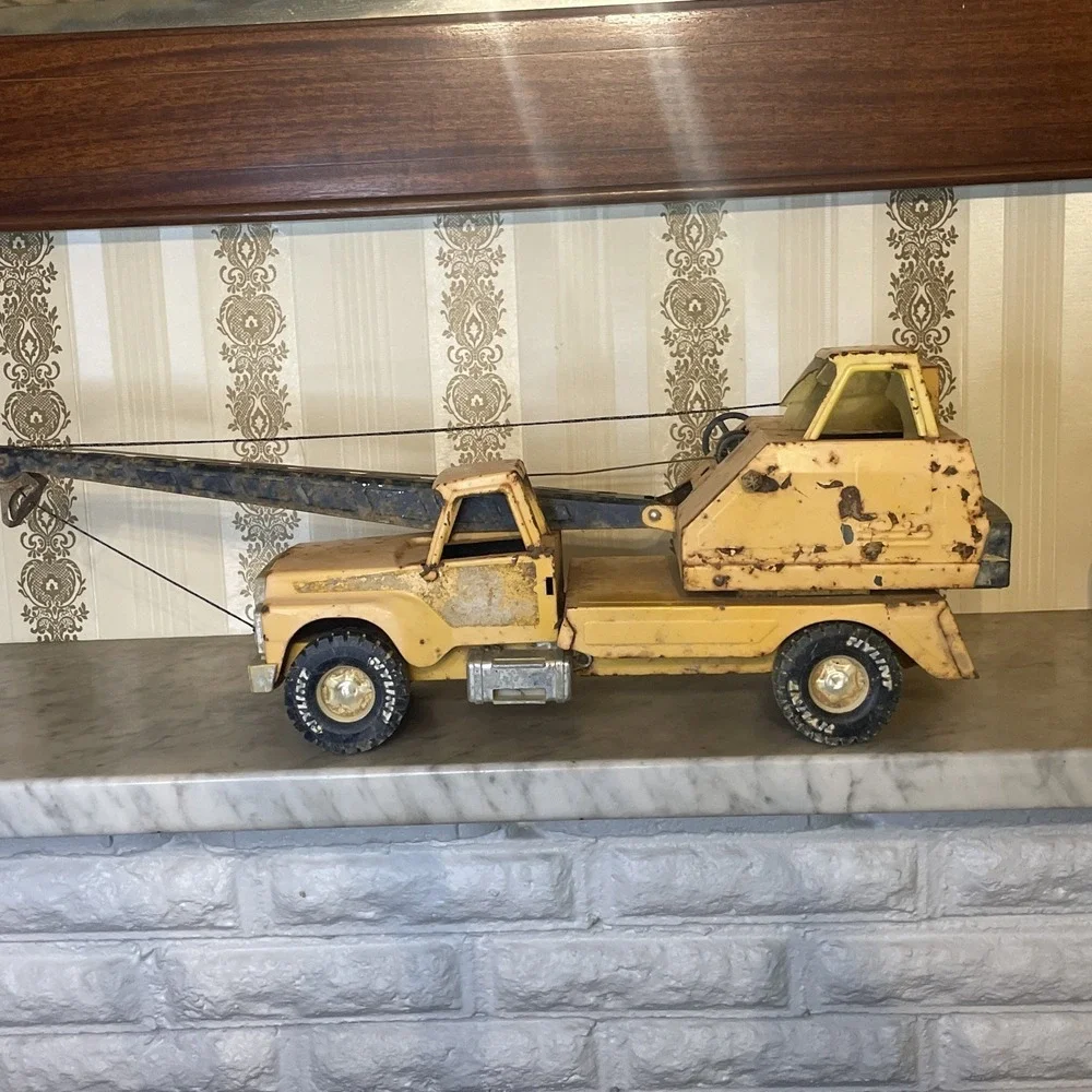 Nylint Road‎ Builders 1950s 1960s Yellow Metal Steel Crane WORKING Distressed